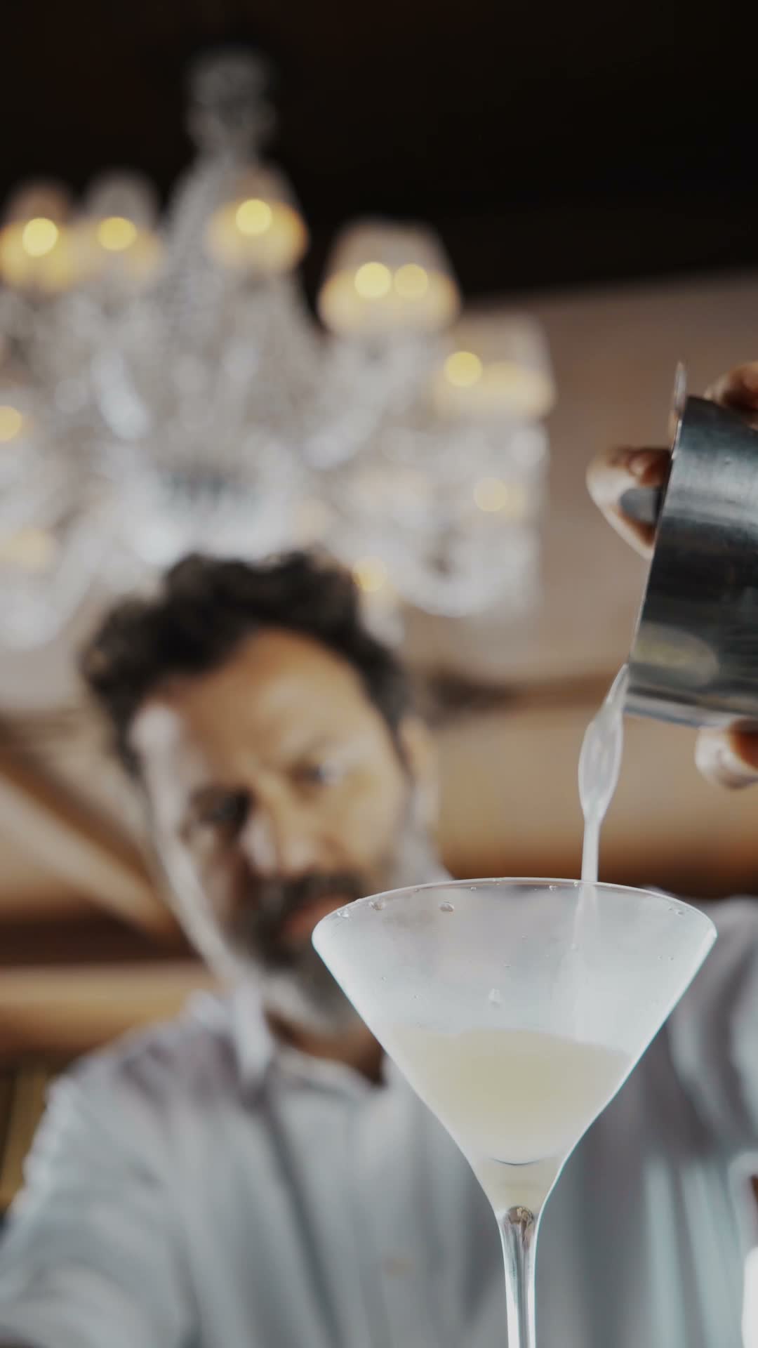 Cena do filme Bartender 2
